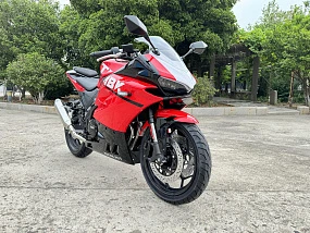Мотоцикл TMBK Idealist 400cc Мотоцикл TMBK Idealist 400cc